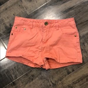 Highwaisted Coral Shorts 4R